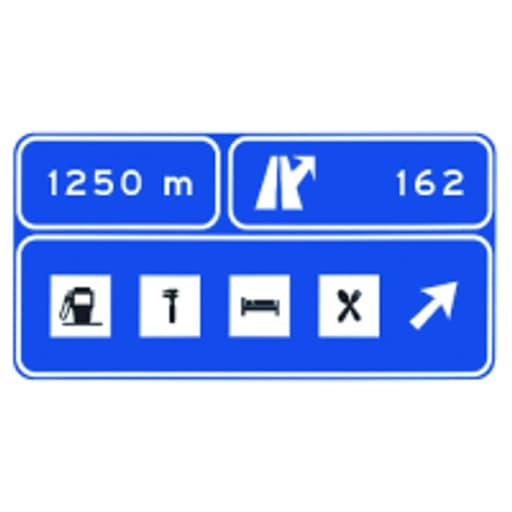 Presenalizacion en autopista o autovia de una zona o area de servicios con salida compartida