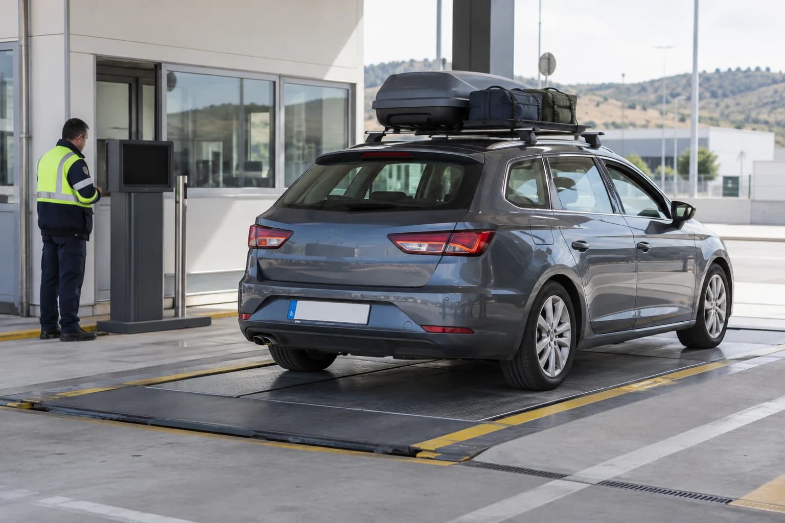 The weight of a car and its load exceeds the maximum authorised mass shown on the vehicle's technical data sheet. Is it permitted to drive under these conditions?